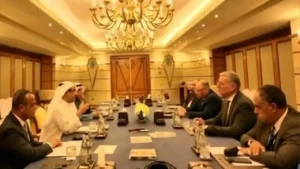 فرص توسع استثمارات البترول تناقشها وزارة الثروة المعدنية مع لؤي الخرافي